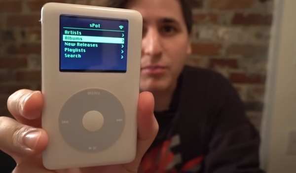 Hobbyist tovert oude iPod om tot Spotify-speler