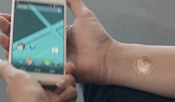 Ontgrendel je smartphone met digitale tatoeage
