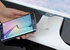 Samsung-monitor SE370 heeft lader in de voet