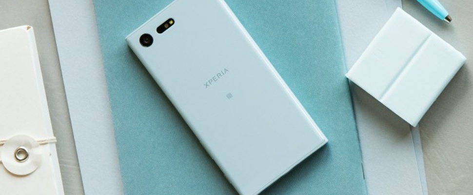 IFA 2016: Sony onthult kleine, blauwe Xperia X Compact
