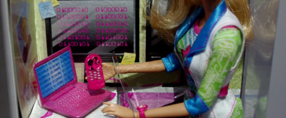 Veel kritiek op computeranalfabete Barbie