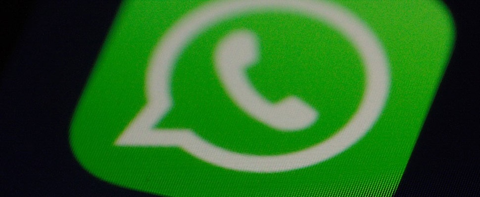 WhatsApp beta lets you respond with emoji responses